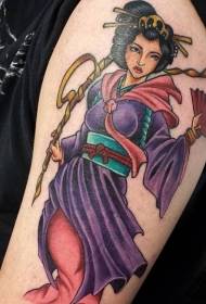 팔 준 아름다운 색상 아시아 게이샤 문신 패턴