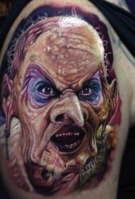 Retrat realista color de l'espatlla patró de tatuatge de monstre