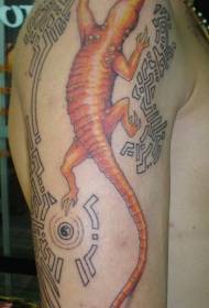 Шарена шема на тетоважи со гуштер во боја на рамената