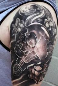 Novo estilo preto cinza crânio humano bulbo tatuagem padrão