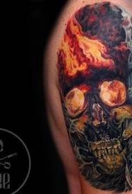 Axlarfärg brinnande mänsklig skalle tatuering mönster