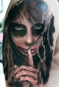 spalla misteriosa immagine spaventosa del tatuaggio della dea della morte