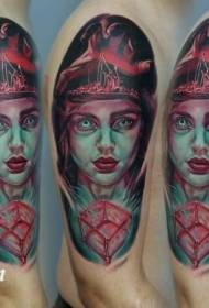 strega in stile horror color spalla con tatuaggio a cubo