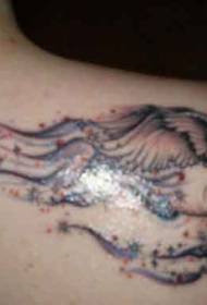 раменен цвят летящ кон татуировка на кон