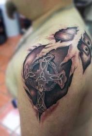 Gorgeous peeling medieval Celtic silaha tattoo muundo juu ya mabega