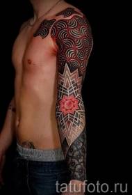 arm groussen Punkt Molerei Stil Faarf Ornament Tattoo Muster