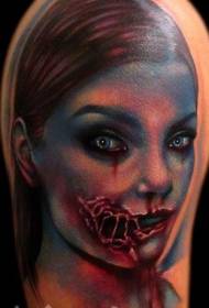 Griezelige kleurige bloedige zombie froulju tatoeëpatroan