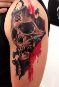vyro pečių raudonos kaukolės tatuiruotės modelis