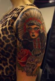 spalla vintage donne indiane anziane tatuaggio teschio