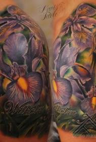 kvinnelig skulderfarge blomster tatoveringsmønster