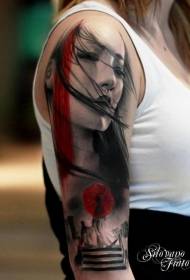 Modello di tatuaggio geisha asiatico triste colore realistico di grande braccio