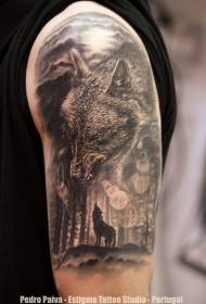 schouder zwart grijs gewassen bos wolf tattoo patroon