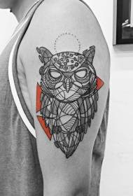 Iso käsivarsi koristeellinen musta viiva pöllö ja värikäs kolmio tatuointi malli