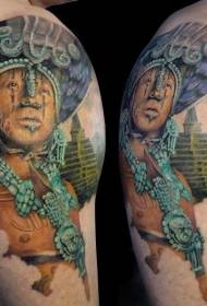 Brazo grande azteca con patrón de tatuaxe de xoias