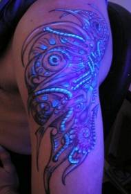 Corak tattoo fluorescent conch abstrak yang unik