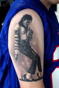 Granda brako mirinda nigra kaj blanka portreto de tatuaje de Michael Jackson
