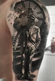 Veliki roki čuden črni starošolec z vzorcem tetovaže ure