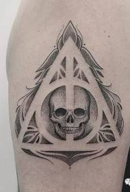 Geometria tatuażu duże ramię punkt czaszki plemienny wzór tatuażu totem