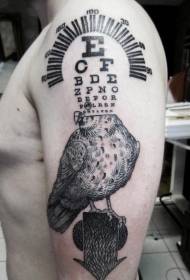 Braço incrível combinação incrível de pássaros em preto e branco e desenhos de tatuagens digitais