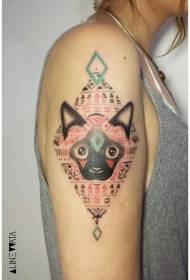 大臂装饰风格的彩色猫与符号纹身图案