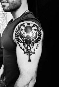 Modello di tatuaggio croce nera stile tribale grande braccio