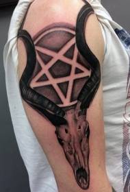 Велика рука чорний сірий стиль зірка овець голова татуювання татуювання візерунок