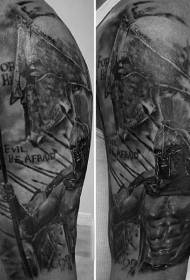 Mga armas sa matahum nga itom ug puti nga parisan sa tattoo sa Spartan nga manggugubat