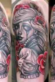 Ritratto di donna che piange colore grande braccio con motivo a tatuaggio floreale