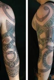 Arm yekare celtic knot totem tattoo maitiro