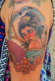 Brazo de hermosas flores de colores y patrón de tatuaje de mujer fan