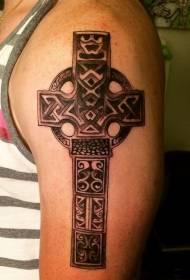 Kubwa kwa mkono wa celtic tattoo mfano