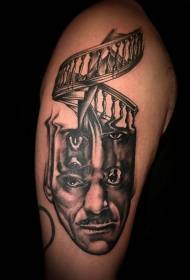 Баспалдақ татуировкасы бар үлкен қолдың ақ-жұмбақ портреті
