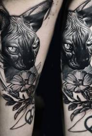 Karok élethű fekete szőrtelen macska és virág tetoválás mintával