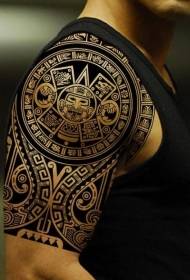 Bellissimo modello di tatuaggio totem dio azteco sole nero braccio grande