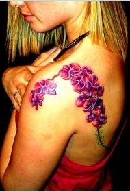 Ŝultro purpura orkideo phalaenopsis floro tatuaje ŝablono