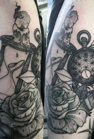 Candela di orologio negru graziosa nera orologio è modellu di tatuaggi di fiori