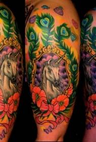 Bracciu grossu bello mudellu di tatuaggi di piuma unicorniu di piume pavone