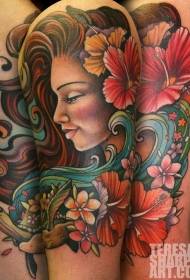 Велика рука стара школа у боји лепотан портрет цвећа змија тетоважа узорак