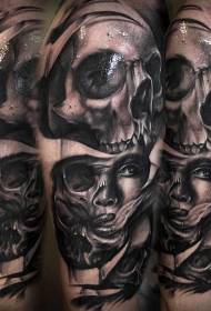 Model de tatuaj portret de femeie demonică mare, negru și gri