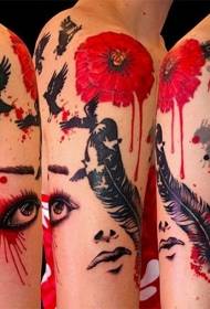 Nagy karral festett virágok madár és toll tetoválás minta