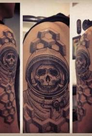 Na ramenu crni ubod stil lubanje astronaut tetovaža uzorak