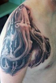 Prirodni realistični crno sivi uzorak tetovaže lignje na ramenu