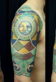 Lielās rokas jautrības krāsains mēness acs tetovējums