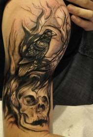 Braccia meravigliose linee bianche e nere corvi e disegni di tatuaggi teschio