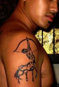 Grandi mudelli di tatuaggi di stile tribale Sagittariu negru neru