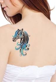 Обратно черно и синьо конче татуировка кон