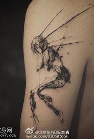 Modello di tatuaggio bambino inchiostrato sulla spalla