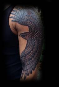 Brazo patrón de tatuaxe de águila pintado en estilo indio