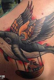 Schulterwal Flügel Tattoo Muster
