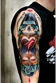 Braccio morte e clessidra modello tatuaggio rosa blu
